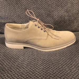 Mens Suede Casual Dress Shoes. Gently worn. Size 10.5